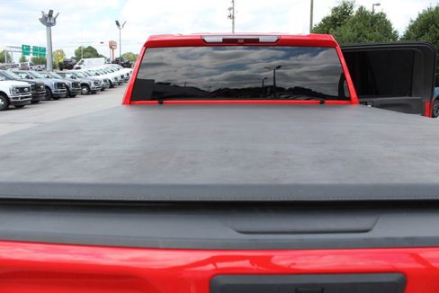 Used 2024 Chevrolet Silverado 2500 Custom w/ Custom Value Package image 15