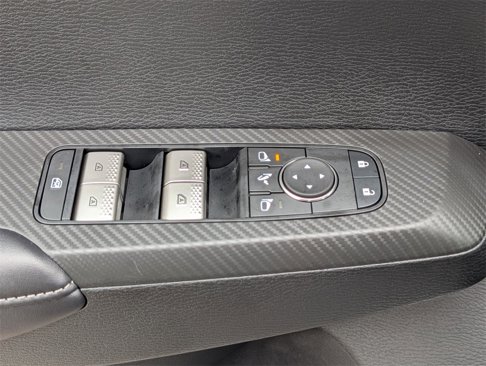 New 2025 Mitsubishi Outlander SE image 18