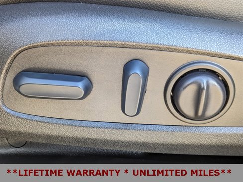Used 2022 Chevrolet Equinox RS w/ LPO, Floor Liner Package image 24