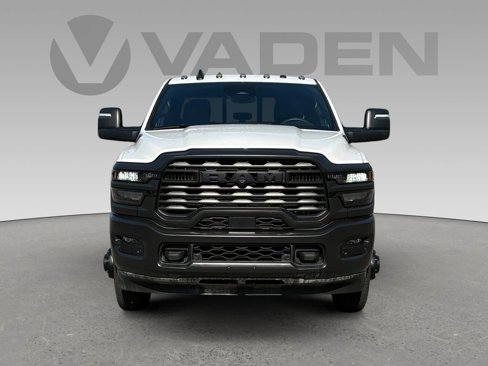 New 2025 RAM 3500 Tradesman image 25