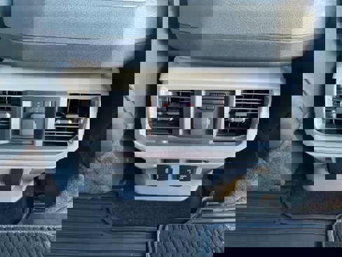 Used 2022 Ford F150 Limited image 35