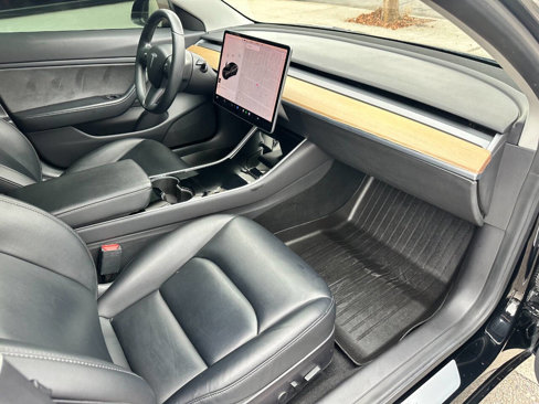 Used 2019 Tesla Model 3 Standard Range Plus image 24