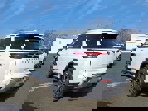 New 2025 Nissan Pathfinder Platinum w/ Cargo Package image 5