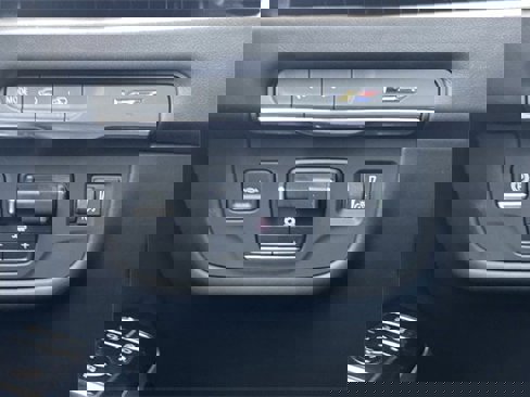 Certified 2025 Cadillac Escalade ESV V image 26
