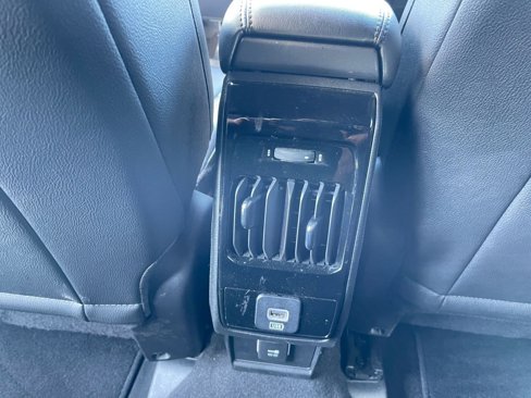 Used 2025 Jeep Compass Limited image 24