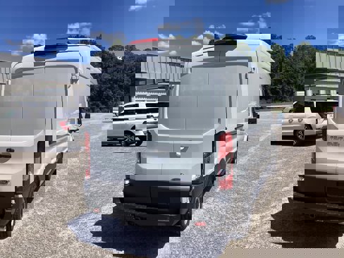 New 2025 Ford Transit 250 XL image 5