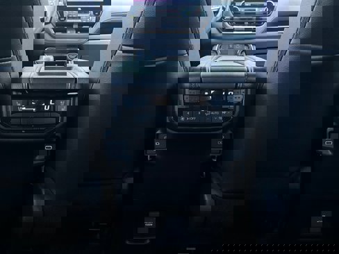 New 2026 Toyota Grand Highlander AWD Hybrid image 13