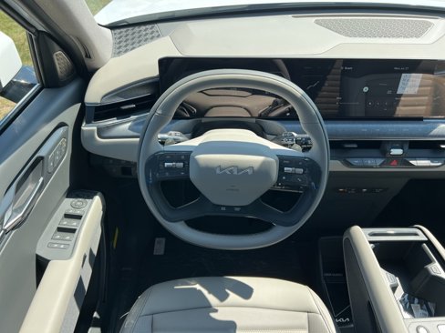 New 2026 Kia EV9 Land image 10