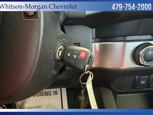 Used 2022 Toyota Tacoma SR image 24