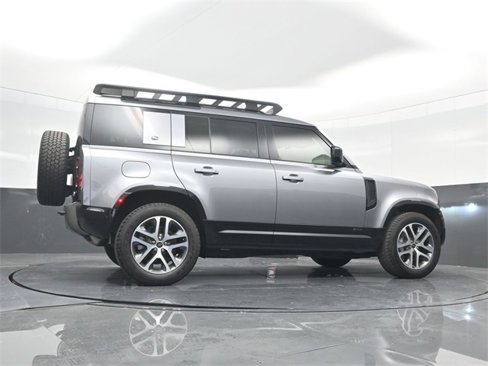 Used 2021 Land Rover Defender 110 X-Dynamic HSE image 52