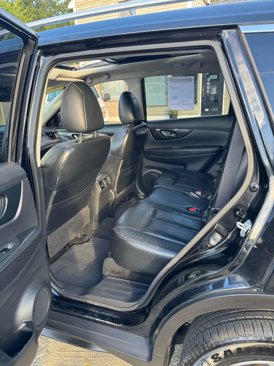 Used 2017 Nissan Rogue SL w/ SL Premium Package image 24