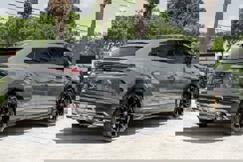 Used 2022 Lamborghini Urus image 8