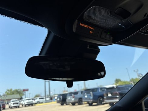 New 2026 Chevrolet Trax RS w/ Sunroof Package image 36