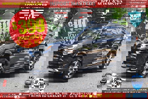 Used 2023 Toyota RAV4 SE image 1