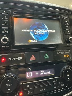 Used 2016 Mitsubishi Outlander ES image 15