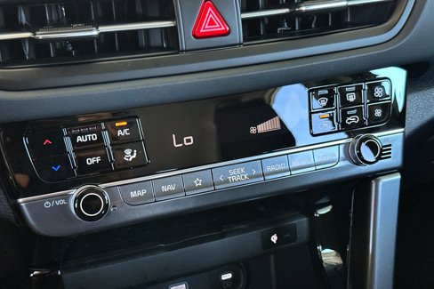New 2026 Kia Seltos SX image 21