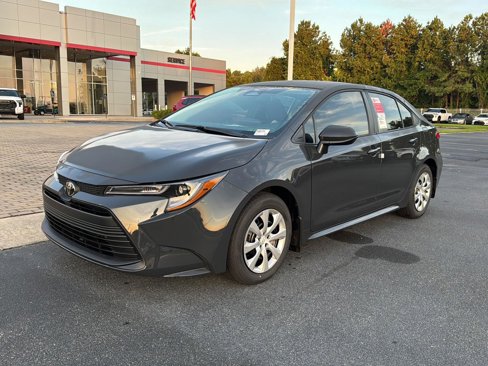 New 2026 Toyota Corolla LE image 2