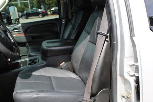 Used 2011 Chevrolet Silverado 2500 LTZ w/ LTZ Plus Package image 18