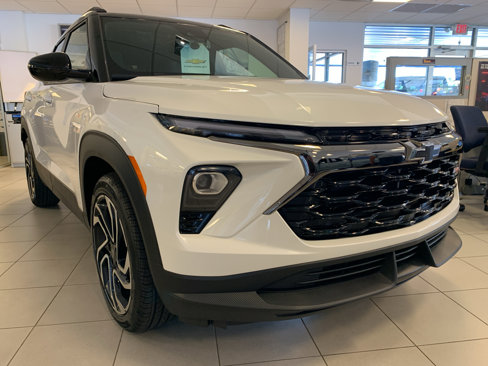 New 2026 Chevrolet TrailBlazer RS w/ Convenience Package image 2