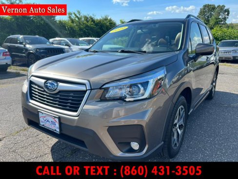 Used 2019 Subaru Forester Premium w/ All-Weather Package image 1