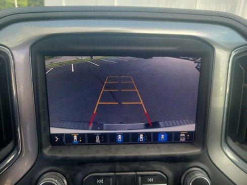 Used 2022 Chevrolet Silverado 2500 LTZ w/ LTZ Convenience Package image 26