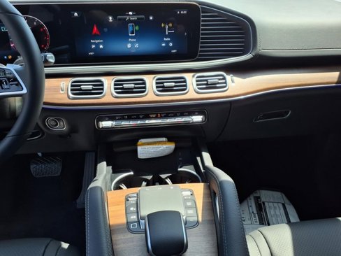 New 2025 Mercedes-Benz GLE 450 4MATIC Coupe image 18