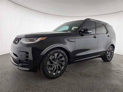Certified 2024 Land Rover Discovery Dynamic SE image 28