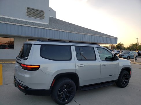 New 2025 Jeep Wagoneer Series II image 4