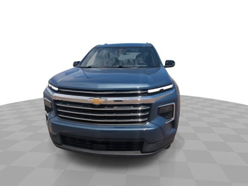 Certified 2025 Chevrolet Traverse LT image 4