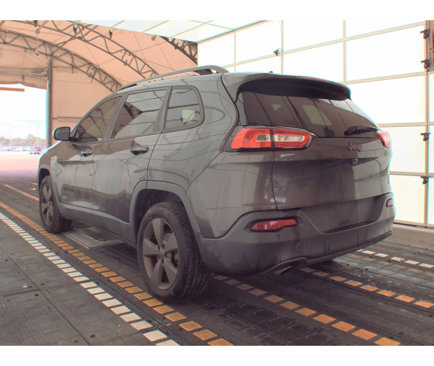 Used 2017 Jeep Cherokee Latitude image 4