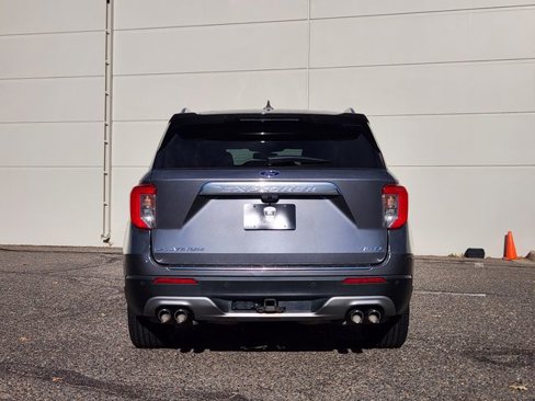 Used 2021 Ford Explorer Platinum w/ Equipment Group 601A image 6