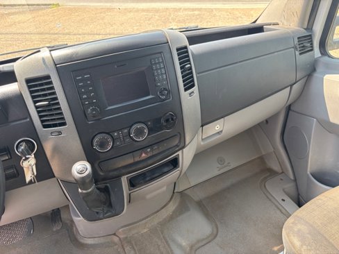 Used 2016 Mercedes-Benz Sprinter 3500 image 11