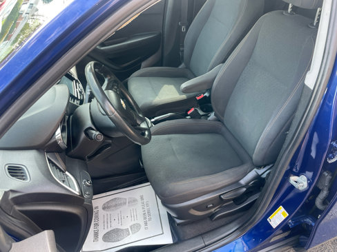 Used 2017 Chevrolet Trax LS image 25