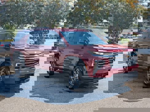 New 2026 Chevrolet Traverse LT w/ Enhanced Driving Package image 2