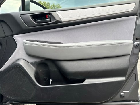 Used 2019 Subaru Outback 2.5i image 34