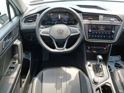 Used 2024 Volkswagen Tiguan Wolfsburg Edition image 13