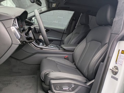 New 2025 Audi Q8 Prestige image 14