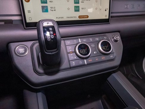 New 2025 Land Rover Defender 110 S image 26
