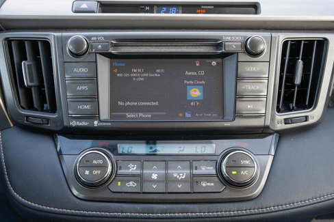 Used 2015 Toyota RAV4 XLE image 16