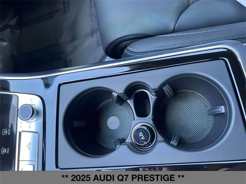 New 2025 Audi Q7 3.0T Prestige image 24