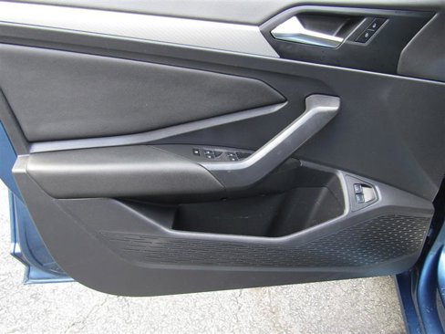 Used 2021 Volkswagen Jetta S image 9