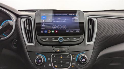 Used 2025 Chevrolet Malibu LT image 28