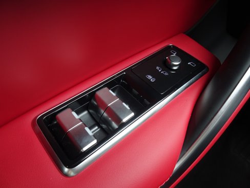 New 2026 Jaguar F-PACE R-Dynamic S image 30