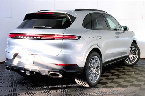 New 2026 Porsche Cayenne image 7