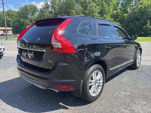 Used 2016 Volvo XC60 T5 w/ Proximity Package image 12