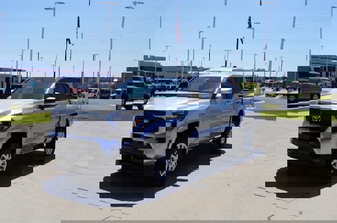 New 2025 Toyota Tacoma SR5 image 4