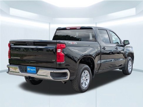 Used 2025 Chevrolet Silverado 1500 LT image 6