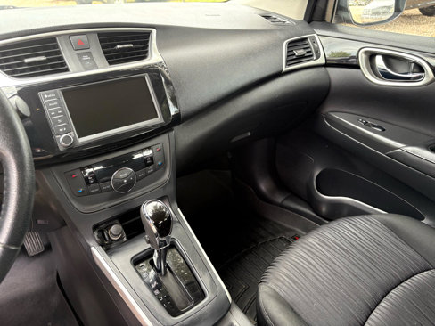 Used 2019 Nissan Sentra SV image 49
