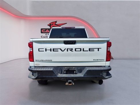 Used 2024 Chevrolet Silverado 2500 Custom w/ Custom Value Package image 9