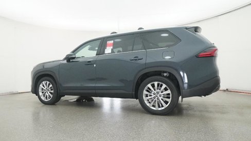 New 2026 Toyota Grand Highlander AWD image 12
